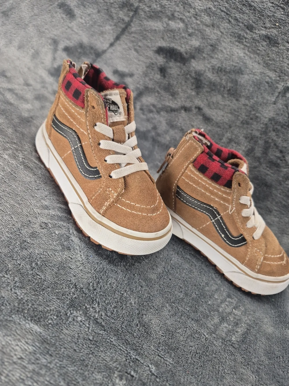 VANS Toddler Suede SK8-Hip Zip MTE-1 Primaloft Coldweather Sneakers Size 5.0